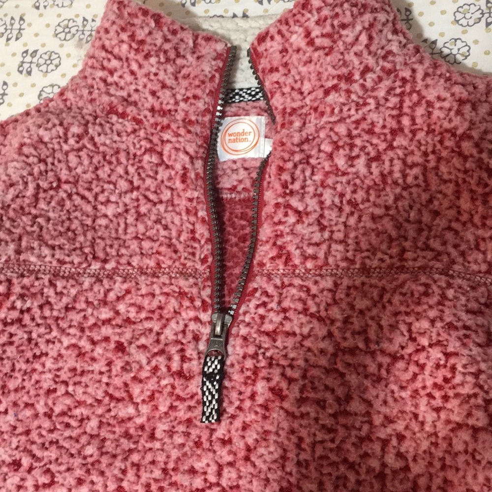 Red jacket - Picture 2 of 2